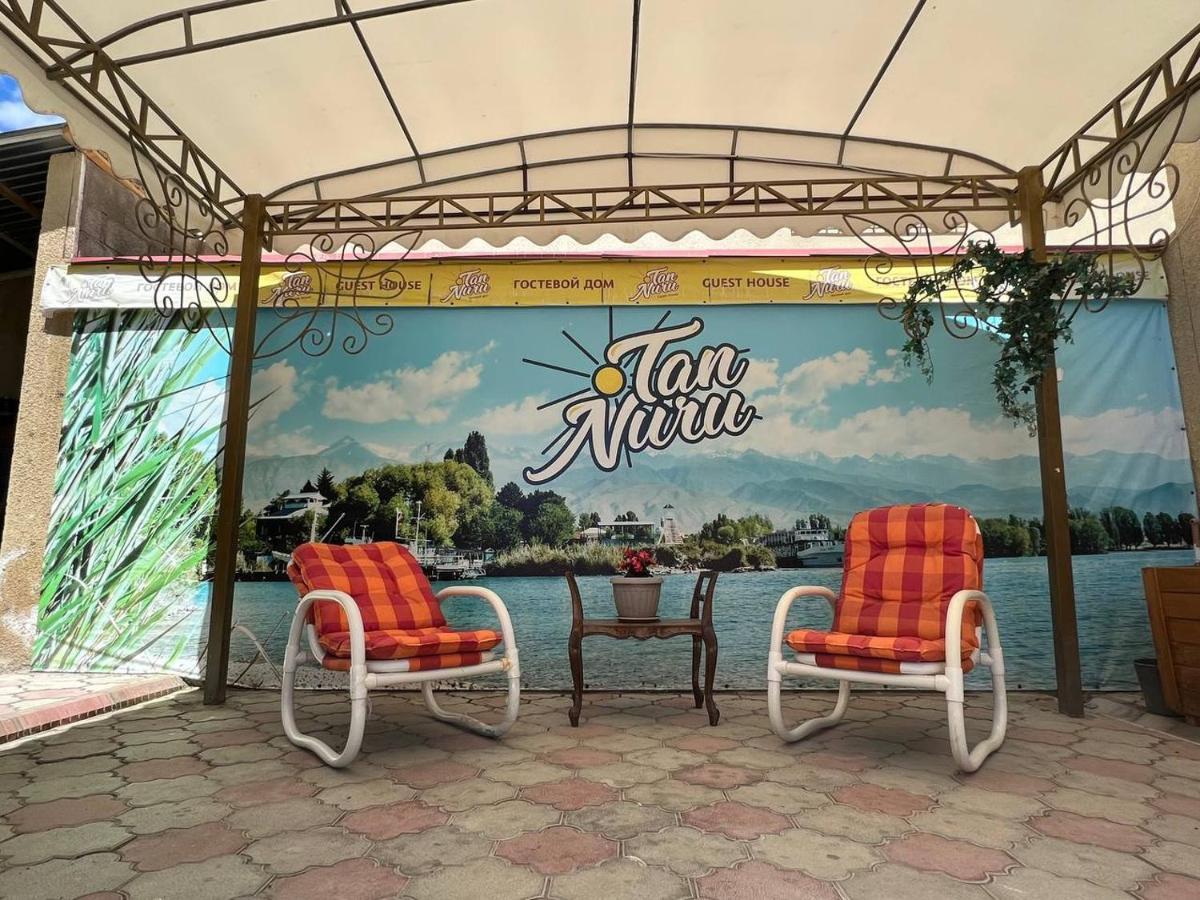 Tan Nuru Guest House Гостевой Дом Тан Нуру チョルポン・アタ エクステリア 写真