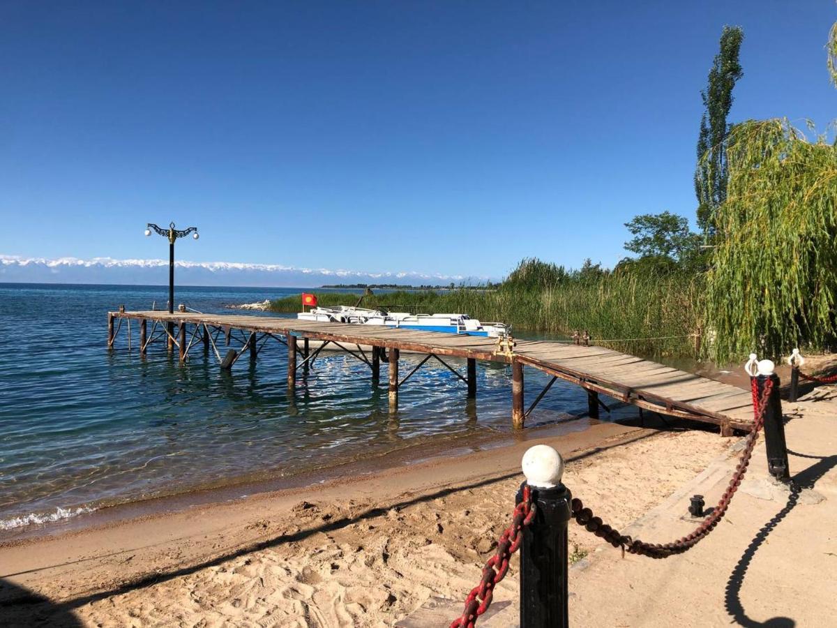 Tan Nuru Guest House Гостевой Дом Тан Нуру チョルポン・アタ エクステリア 写真
