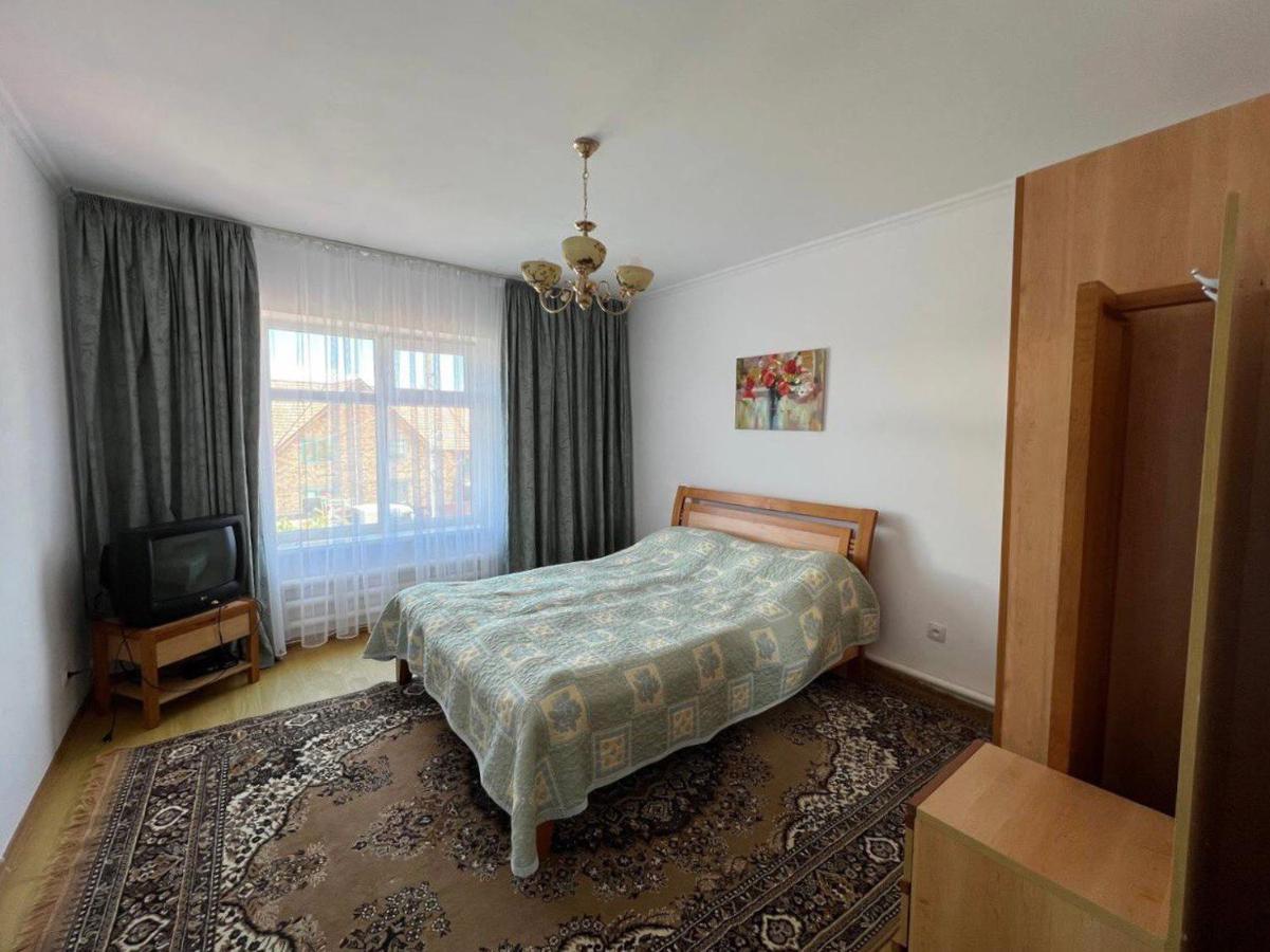 Tan Nuru Guest House Гостевой Дом Тан Нуру チョルポン・アタ エクステリア 写真
